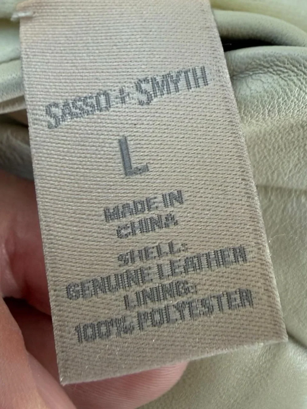 Sasso + Smyth Women Tech Touch Leather Gloves Ivory Bow Detail Size L NWT